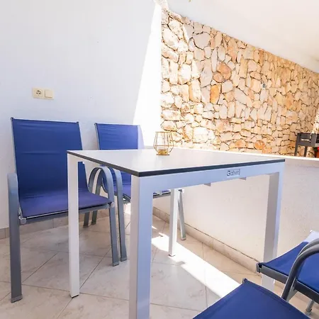 Mirjana Apartman *