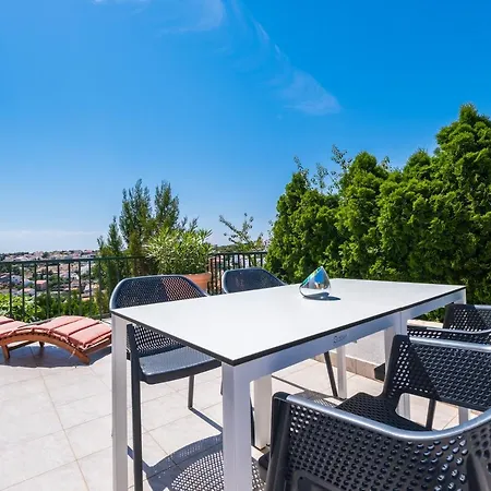 Mirjana Apartman *