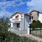 Mirjana Apartamento *